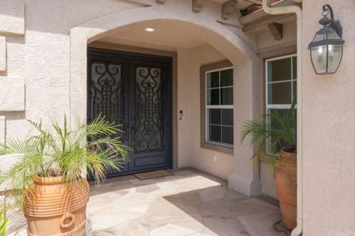 2523 Skytop Ct, Orange CA  92867-6492 exterior