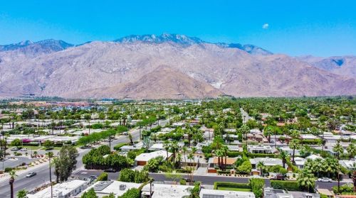 530 Calle Marcus, Palm Springs CA  92262-6147 exterior