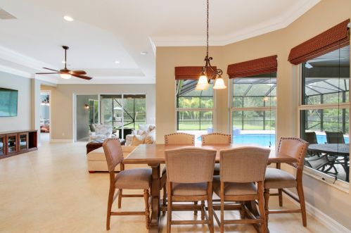 7906 Arbor Crst Way, West Palm Beach FL  33412-2467 exterior