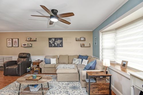 88 Rita Ln, Jackson Twp NJ  08527-2367 exterior