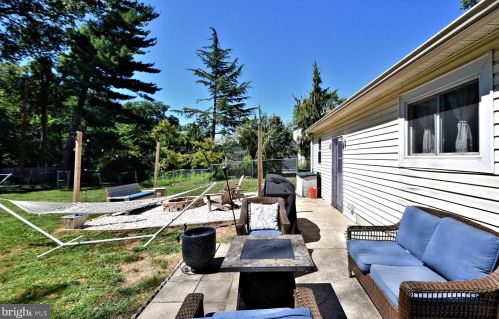 311 Independence Rd, Norristown PA  19403-4021 exterior