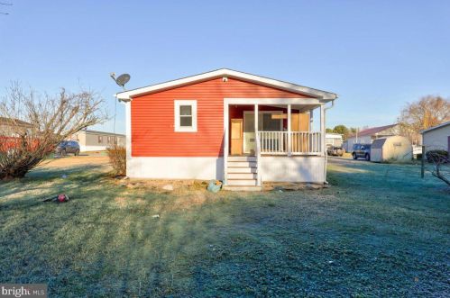 16 Marie Ct, Millsboro DE  19966-1320 exterior