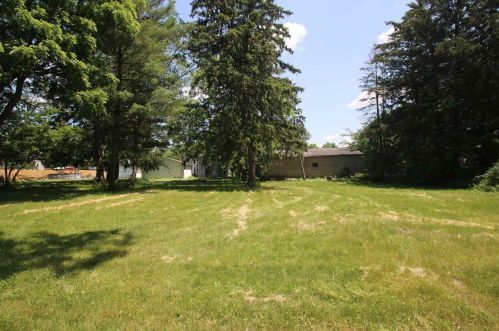 410 Allen St, Clinton WI  53525-9482 exterior