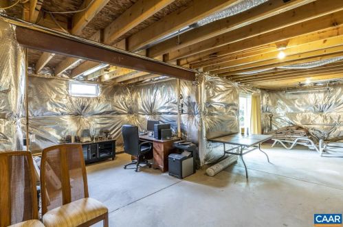 41 Robins Ct, Bybee VA  22963-2089 exterior