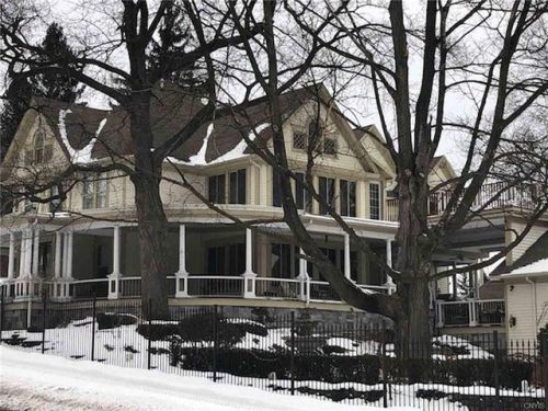 1010 Utica St, Oriskany, NY 13424-5415