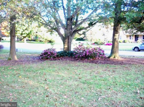 18 Crossley Dr, Dover DE 19901-5801 exterior