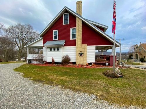 59 Franklin St, Stoneboro, PA 16153-2545