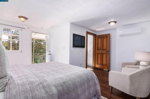 40 Las Palomas, Orinda CA  94563-1916 exterior