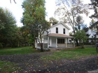 10478 California Ave, Perrysburg, NY 14129-9764