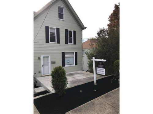 810 Cowan Ave, Jeannette, PA 15644-1621