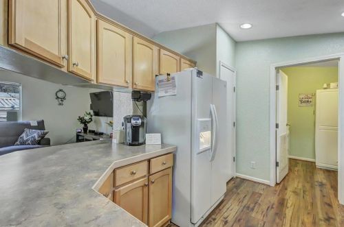 10 Wendy Cir, Grass Valley CA  95945-7037 exterior