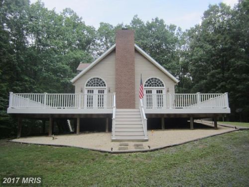 164 Guinevere Dr, Hedgesville, WV 25427-3558