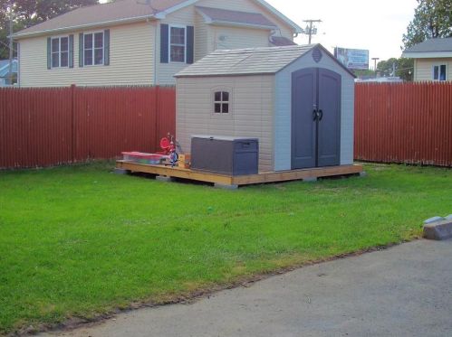 333 Oakland Beach Ave, Warwick RI  02889-9068 exterior