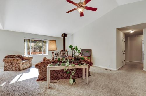 17155 Oscar Dr, Grass Valley CA  95949-7220 exterior