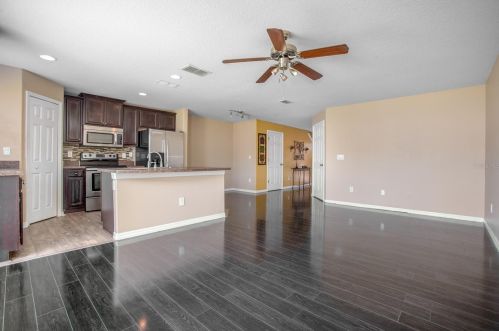 2220 Windsor Lake Cir, Sanford FL  32773-5726 exterior