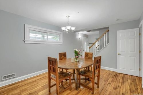 335 Simpson Pl, Peekskill NY  10566-4521 exterior