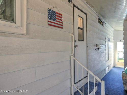 423 Puffin Dr, Sebastian FL  32976-7478 exterior