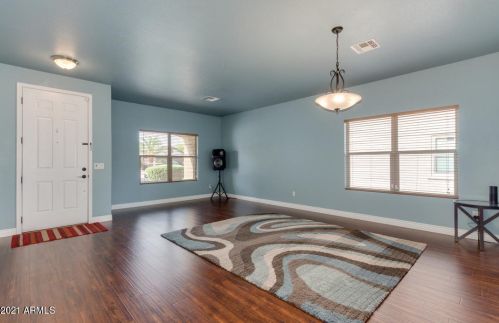 3527 Claxton Ave, Gilbert AZ 85297-4905 exterior