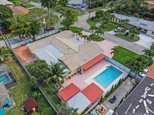 6901 16th St, Hollywood, FL 33023-2025