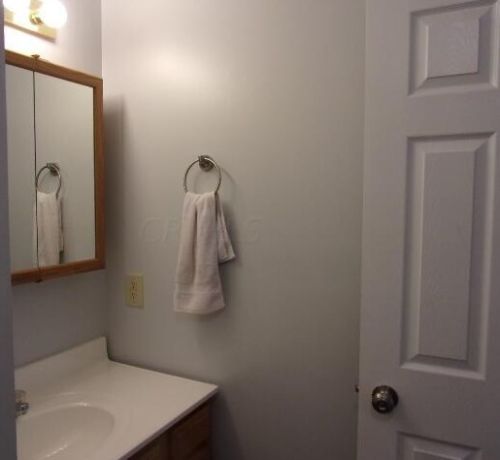 620 Riverbirch Rd, Washington Ch OH  43160-1281 exterior