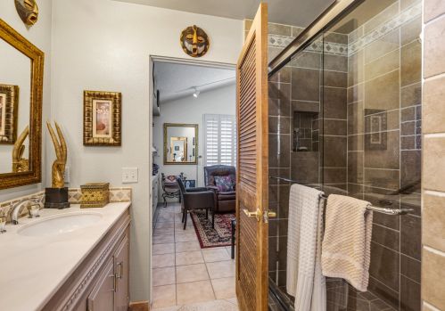 32 Lincoln Pl, Rancho Mirage CA  92270-1970 exterior