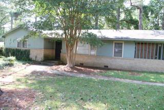 5357 Ridgewood Rd, Jackson MS  39211-4021 exterior