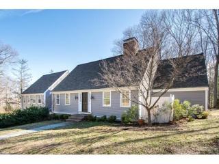 34 Cross St, Hingham MA  02061-1423 exterior