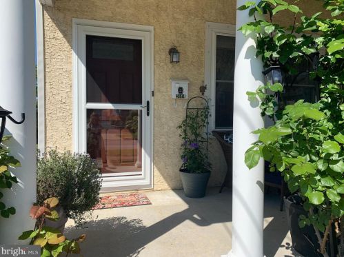 2614 Chestnut Ave, Ardmore, PA 19003-2016