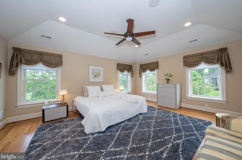 315 Blackburn Dr, Berwyn PA  19312-2801 exterior