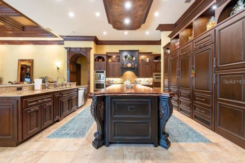 2014 Pioneer Dr, Lakeland FL  33809-4995 exterior