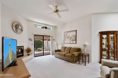 9475 105th St, Scottsdale, AZ 85258-6045