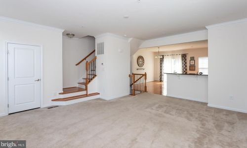 1808 Honeysuckle Ct, Downingtown, PA 19335-7201
