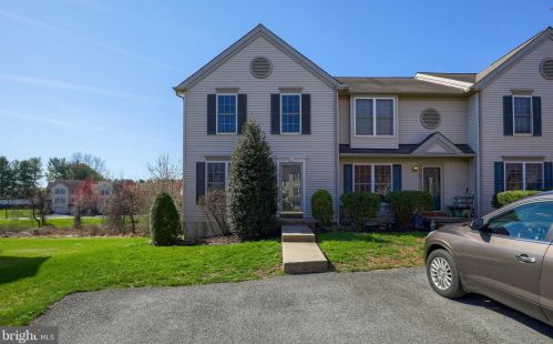 110 Harvard Ave, Lancaster, PA 17603-1704