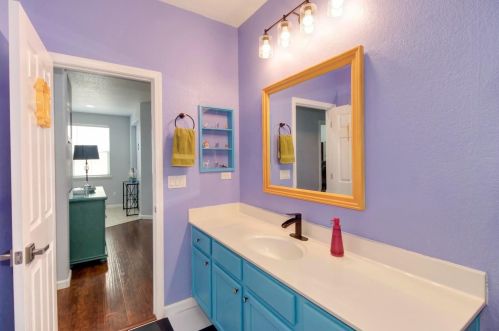 9674 Two Harbors Dr, Elk Grove CA  95624-4491 exterior