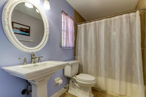 17606 Whistling Ln, Lutz FL  33549-5603 exterior