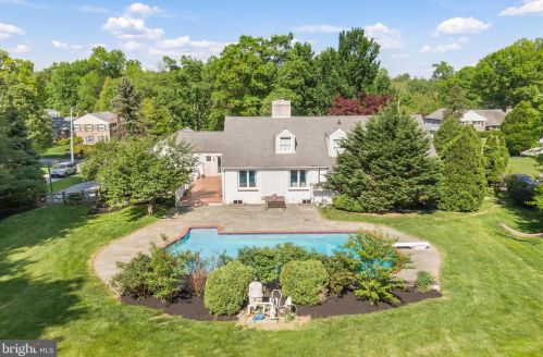 1714 Sherwood Cir, Ithan, PA 19085-1910