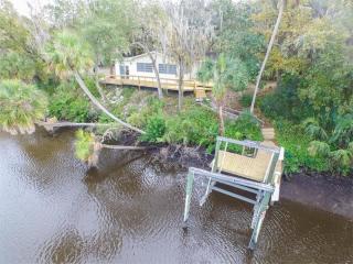 6919 Fernandez Dr, Riverview, FL 33569-4646