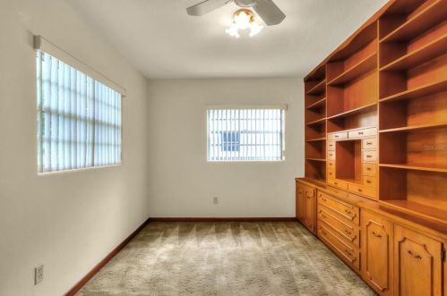 519 Flamingo Dr, Lakeland FL  33803-4825 exterior