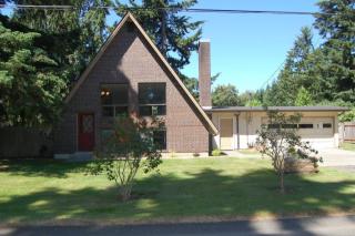 3313 Humphrey St, Olympia, WA 98501-3938