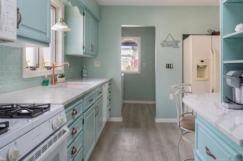 30 Wildwood Ave, Milford CT  06460-5845 exterior