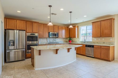 53187 Trailing Rose Dr, Lake Elsinore CA  92532-1660 exterior