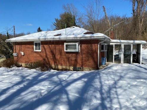643 Lougeay Rd, Pittsburgh, PA 15235-4508