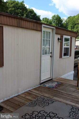 179 Haddon Dr, Macungie, PA 18062-9262