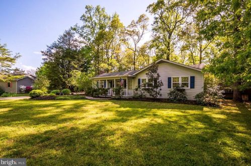 3 Manor Cir, Lewes, DE 19958-9284