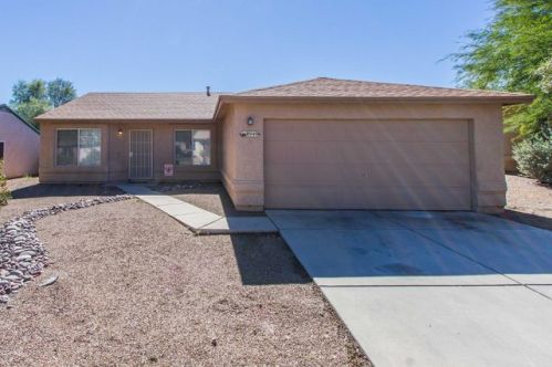 8940 Desert Aire St, Tucson AZ  85730-5718 exterior
