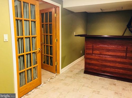 20 Birmingham Dr, Columbus NJ  08022-2342 exterior