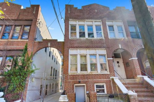 1150 Manor Ave, Bronx, NY 10472-3955
