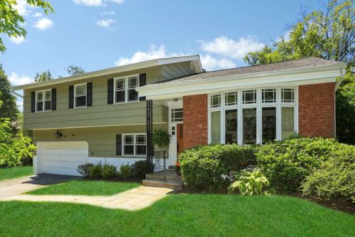 52 Black Birch Ln, Scarsdale, NY 10583-7460