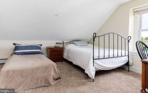 41 Cassatt Ave, Berwyn PA  19312-1310 exterior