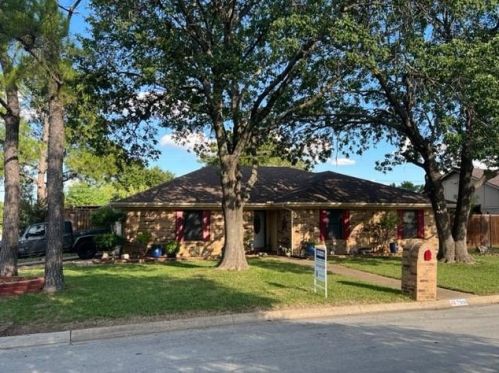 7308 Meadowview Ter, Fort Worth, TX 76182-7624